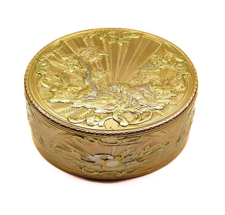Louis XV coloured gold oval box attributed to Henry Daniel Robineau